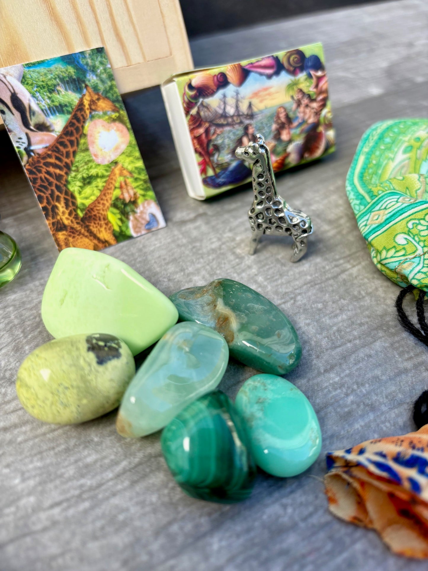 HEART CHAKRA HEALING BOX